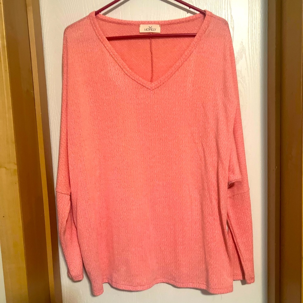 Hopely peach vneck top